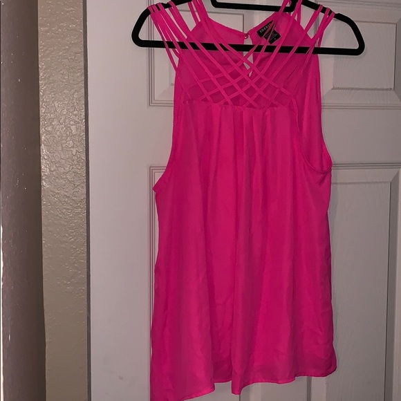 Highlighter Pink blouse - Picture 3 of 4